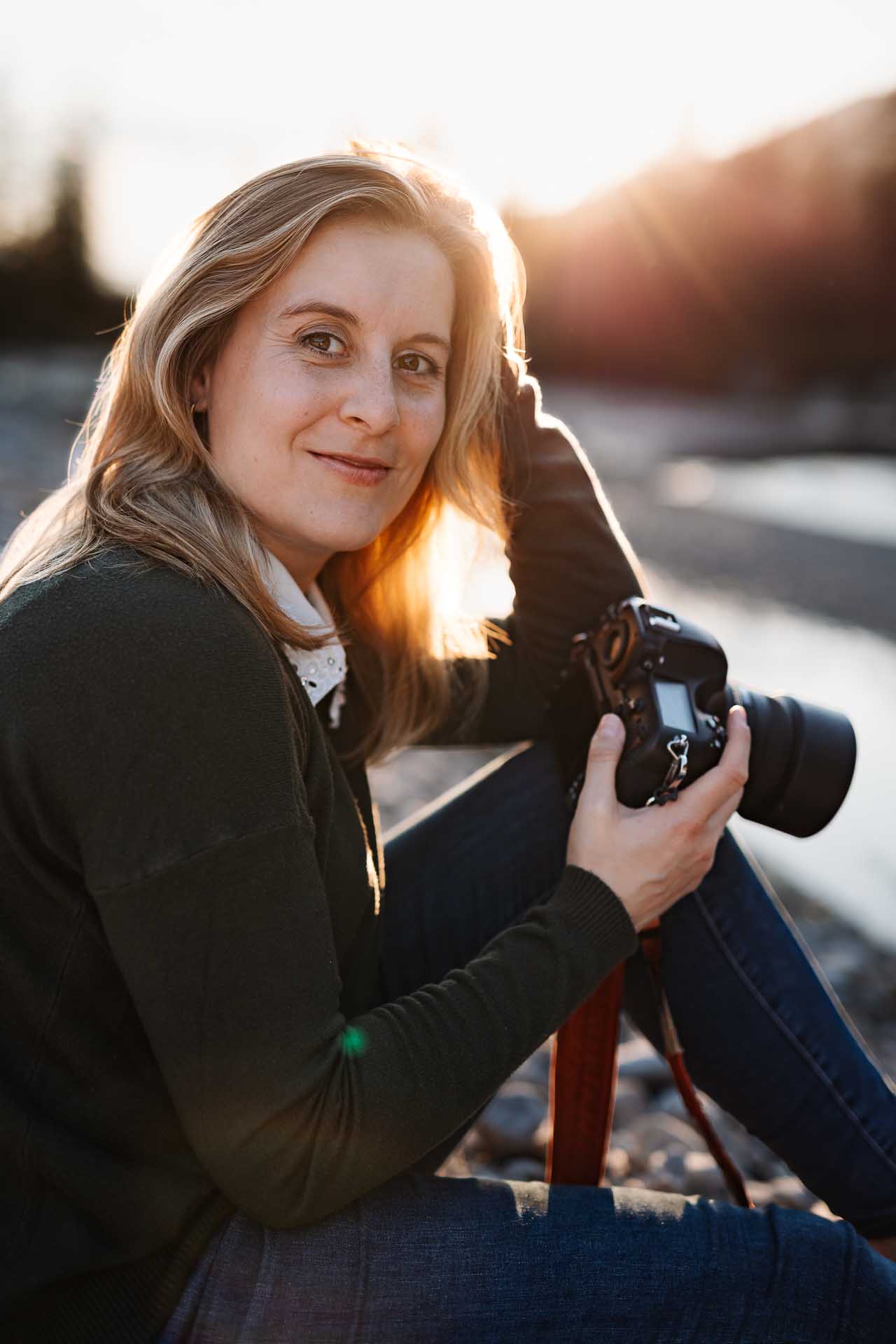 Tina von Leuchtraum Fotografie, Familienfotografin in Starnberg und München
